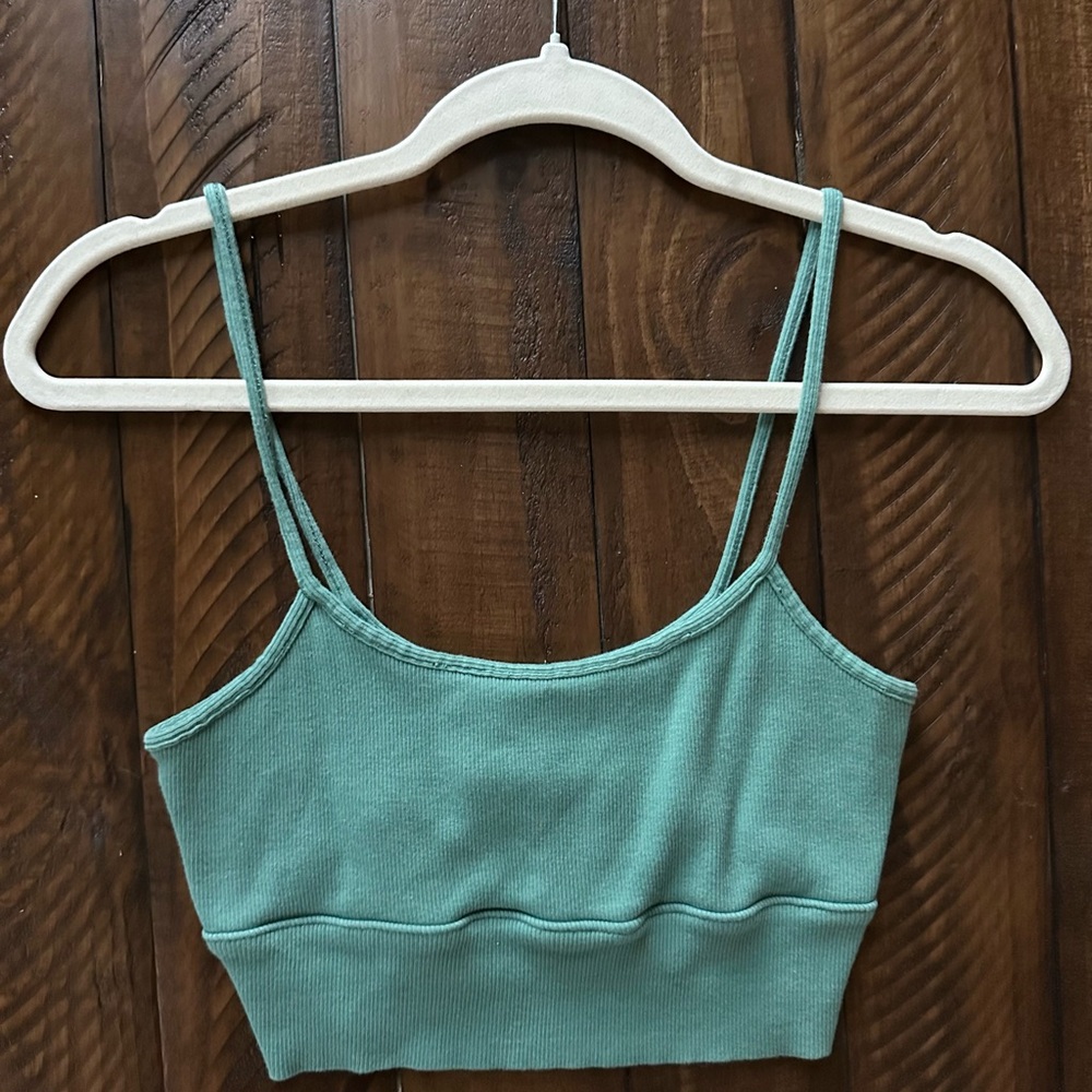 ADRENE Ribbed Crop Top